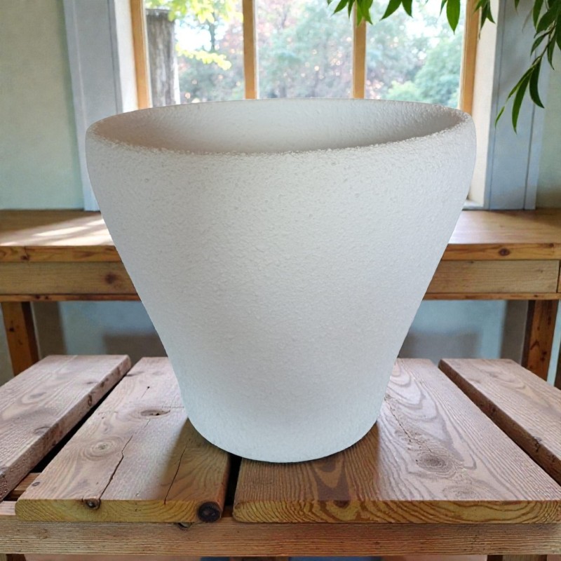 Maceta Blanca Artesanal en Forma de Cubo 28x25 cm con Agujero de Drenaje